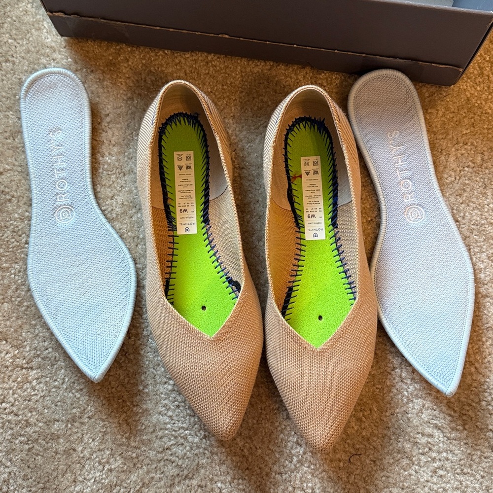 Rothy's Women's Beige Pointed Flats - Picture 3 of 4